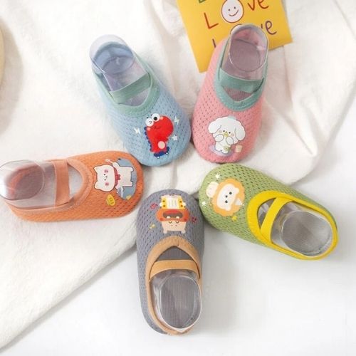 Cozy Animal Style Non-Slip Baby First Walker Shoes 